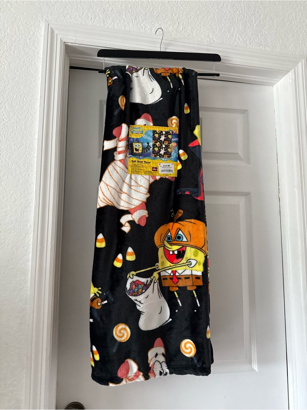 SpongeBob Halloween Throw Blanket - Black with Orange & Yellow